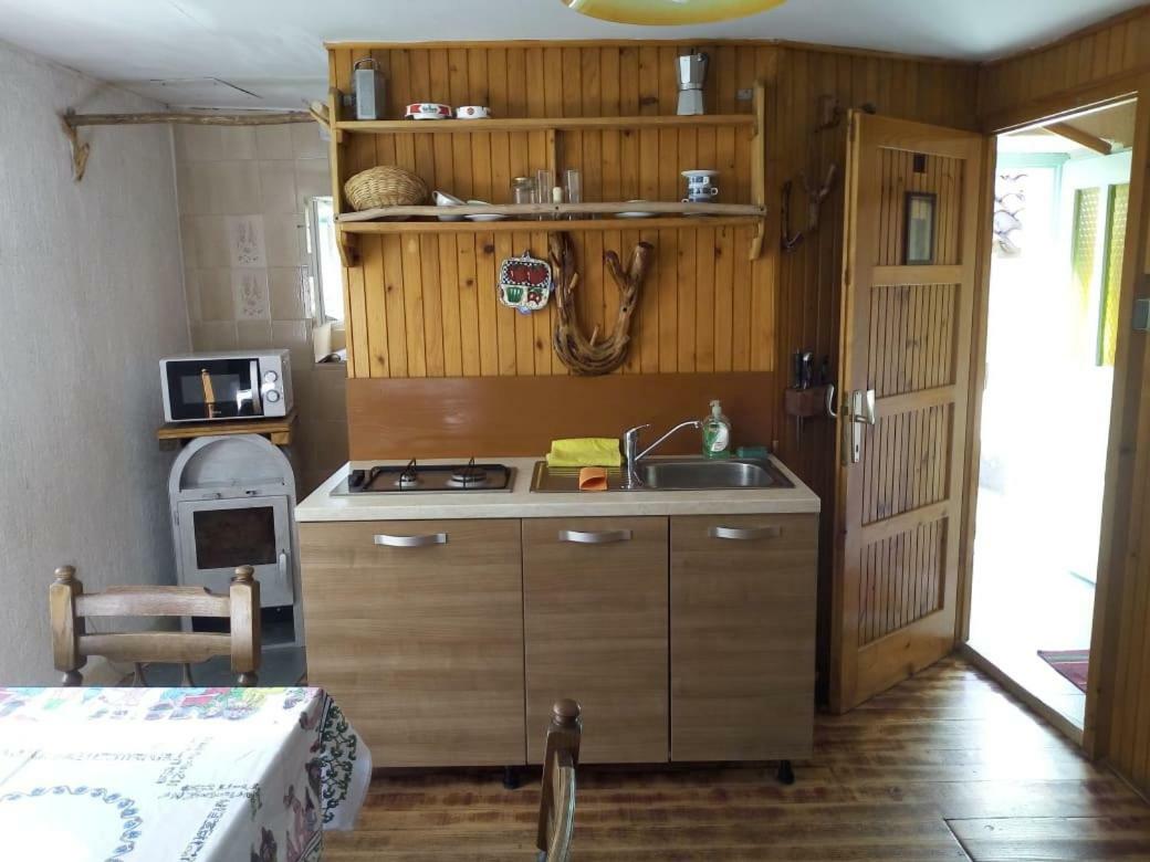 Apartman Dinko ルベニツェ エクステリア 写真